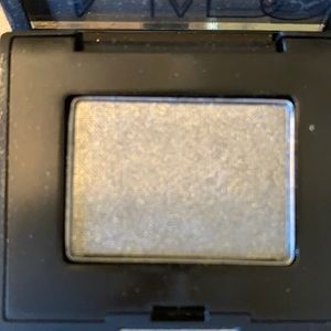 NARS eyeshadow single PYRENEES